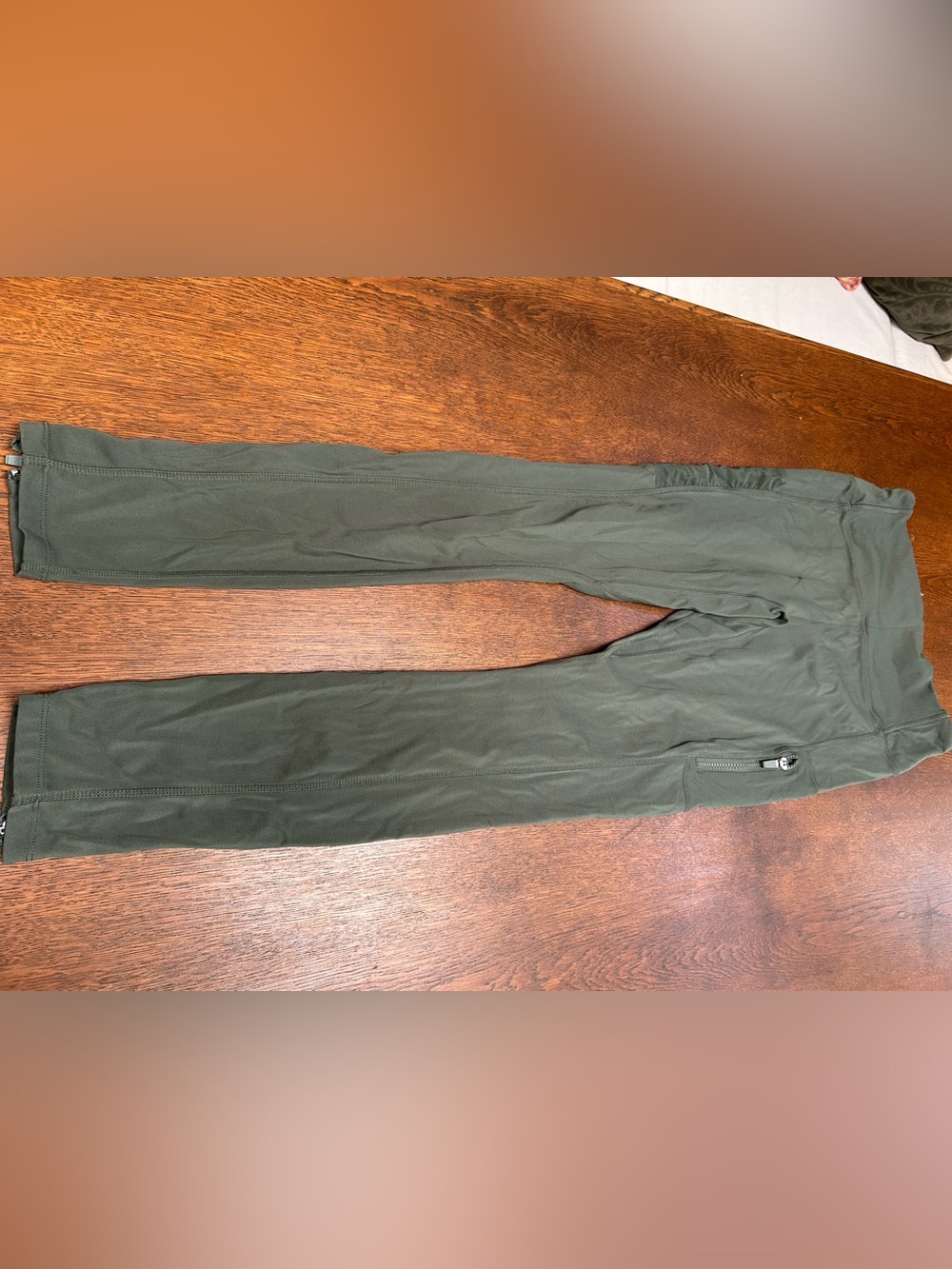 Fabletics OliveGreen Motion365 Seamless Active leggings, 1waist+2side leg pkts. - Picture 3 of 7